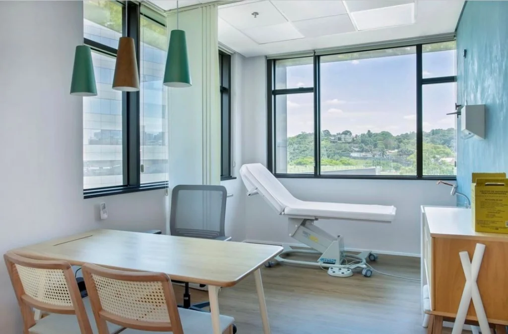 Sala de tratamento na clinica Gomes de Carvalho